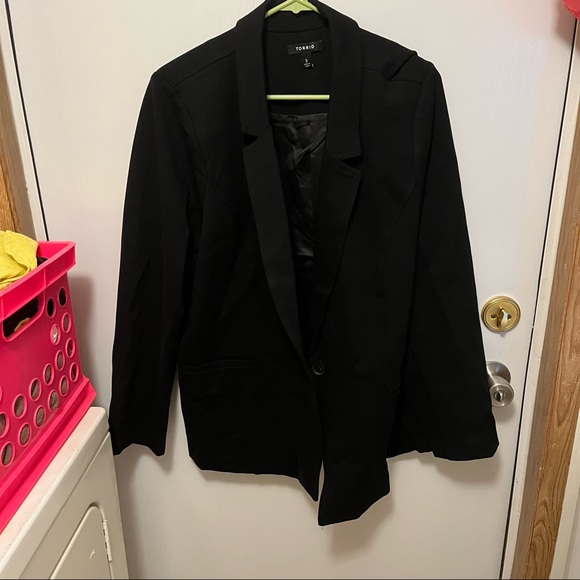 torrid Jackets & Blazers - Torrid Premium Ponte Tailored blazer